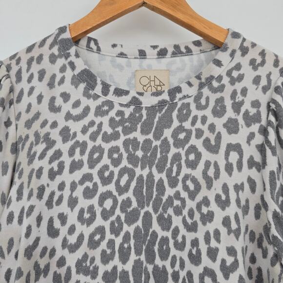 Chaser Women's Leopard Cheetah Animal Print Round Neck Puff Sleeve Sweater XS - Picture 4 of 11